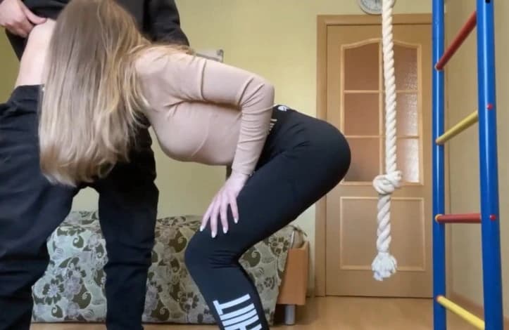 Sister trains to jump on a dick and swallows sperm