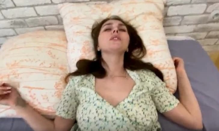 The stepson fucks her mother and ends in her