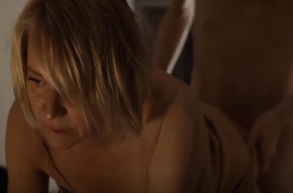 Mom came to her son at night and took his cock in her mouth