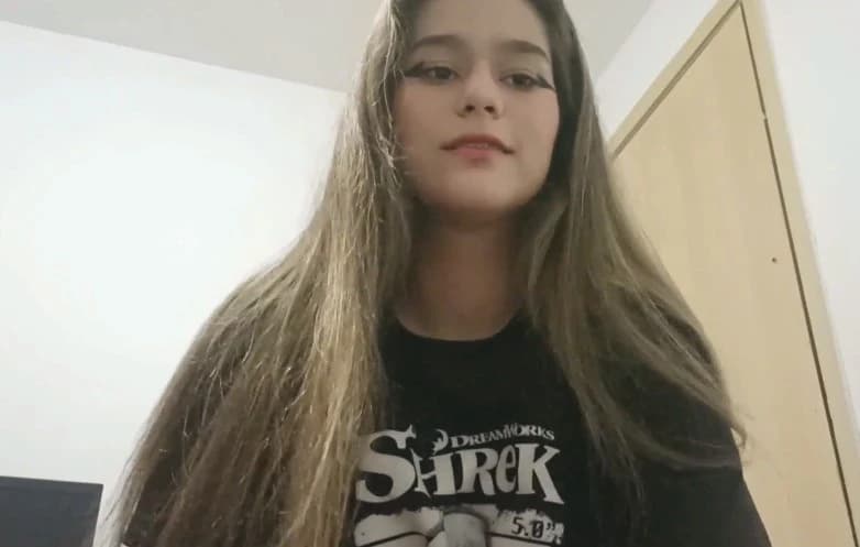 My sister helped me to finish my mouth